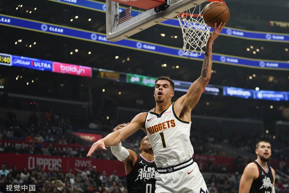 伦纳德的表 伦纳德的表